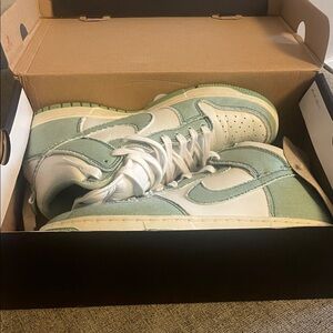Women's Green and White Sneakers